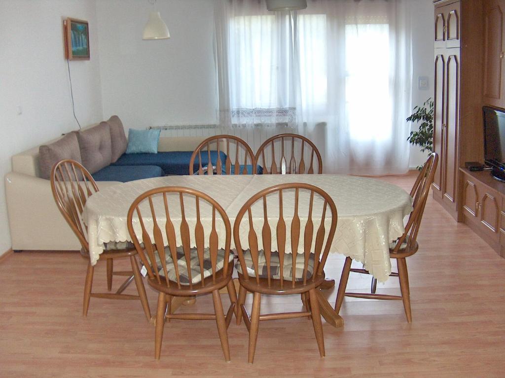Apartments Ana Smoljanac Ruang foto